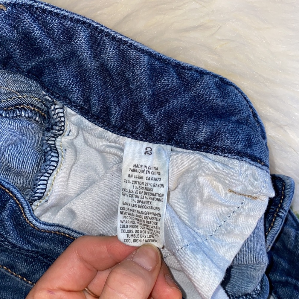 American Eagle jean shorts - Picture 4 of 4